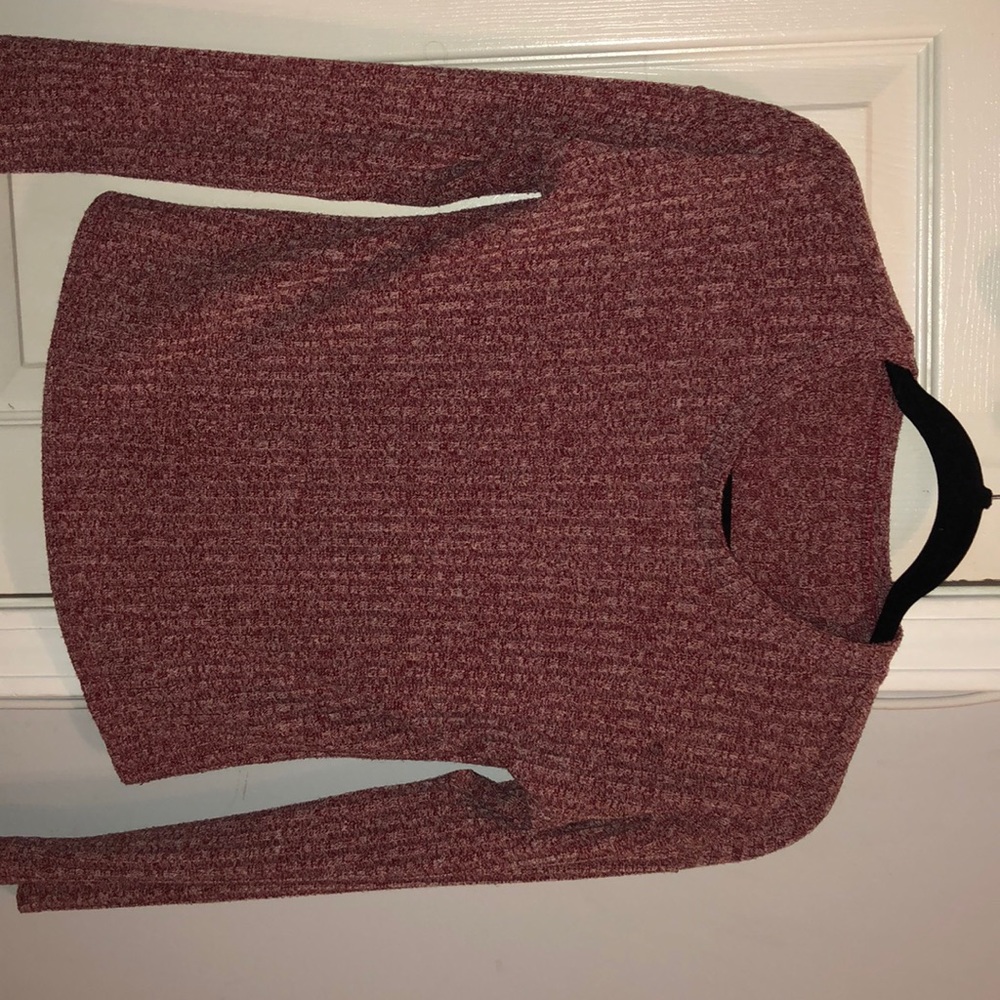 Maroon cropped sweater